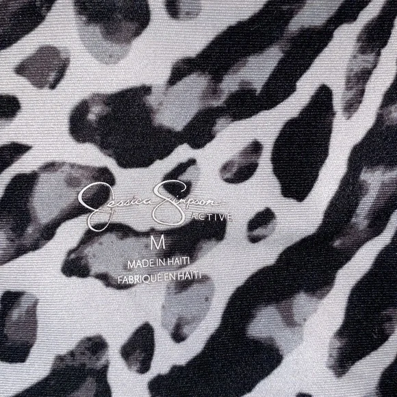 NWOT Jessica Simpson “Active” Leggings - Picture 3 of 3